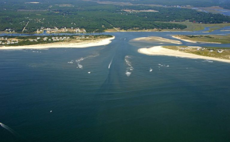 Hunting island kayak rental